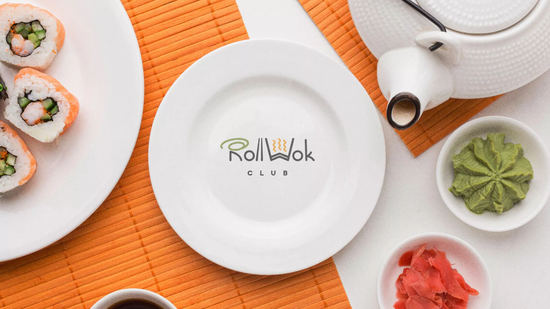 Разработка логотипа и фирменного стиля в Саранске для суши-бара «Roll Wok Club» Разработка логотипа и фирменного стиля в Саранске для суши-бара «Roll Wok Club»